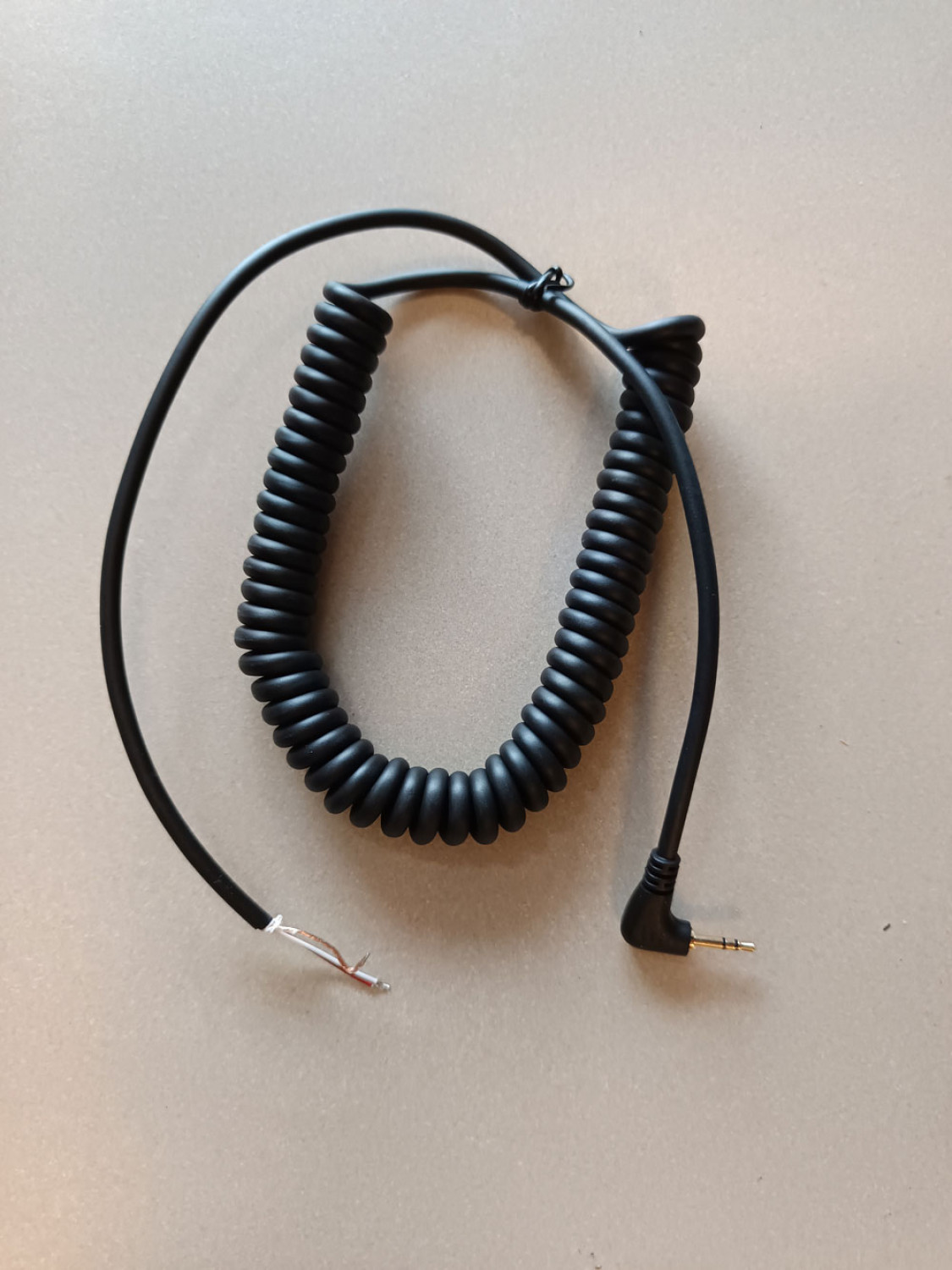 Winkelstecker für MOTOROLA FRS, mit Wendelkabel