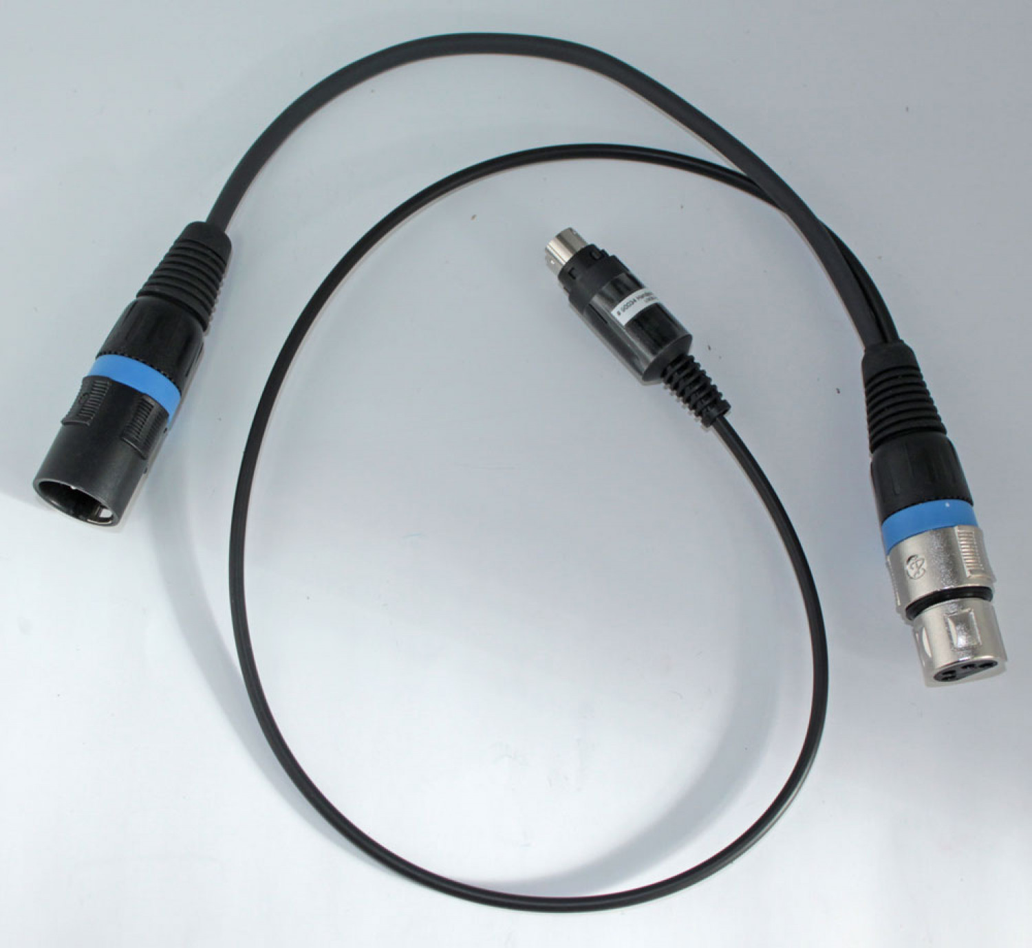 BTA-AK-4, Bluetooth-Anschlußkabel mit 4 pol.  XLR-Stecker und 4 pol. XLR-Buchse